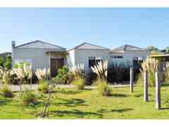 Casa Chalet en urbanizacion privada de Maldonado Uruguay