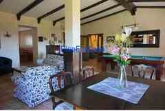 Rural retreat in Extremadura (Spain) including 10 hectares of land with 2 large houses for sale