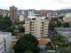 PENTHOUSE EN URB. EL BOSQUE de CHACAO