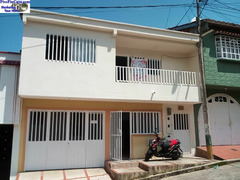 BONITA CASA PARA LA VENTA en Santander Colombia